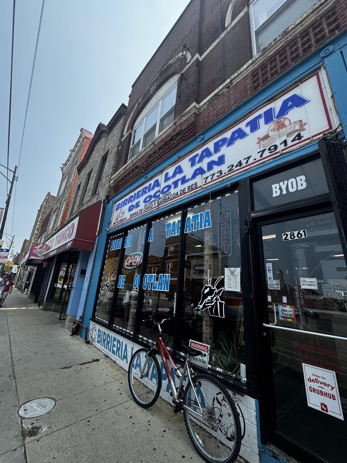 Birrieria La Tapatia on Cermak Rd